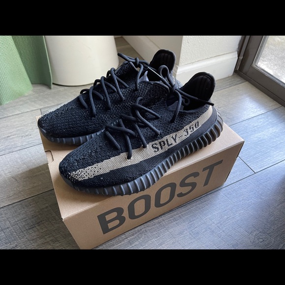 Yeezy Boost 350 v2 Black Green main image 4
